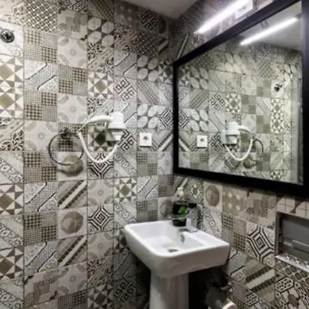 Zensuites *
